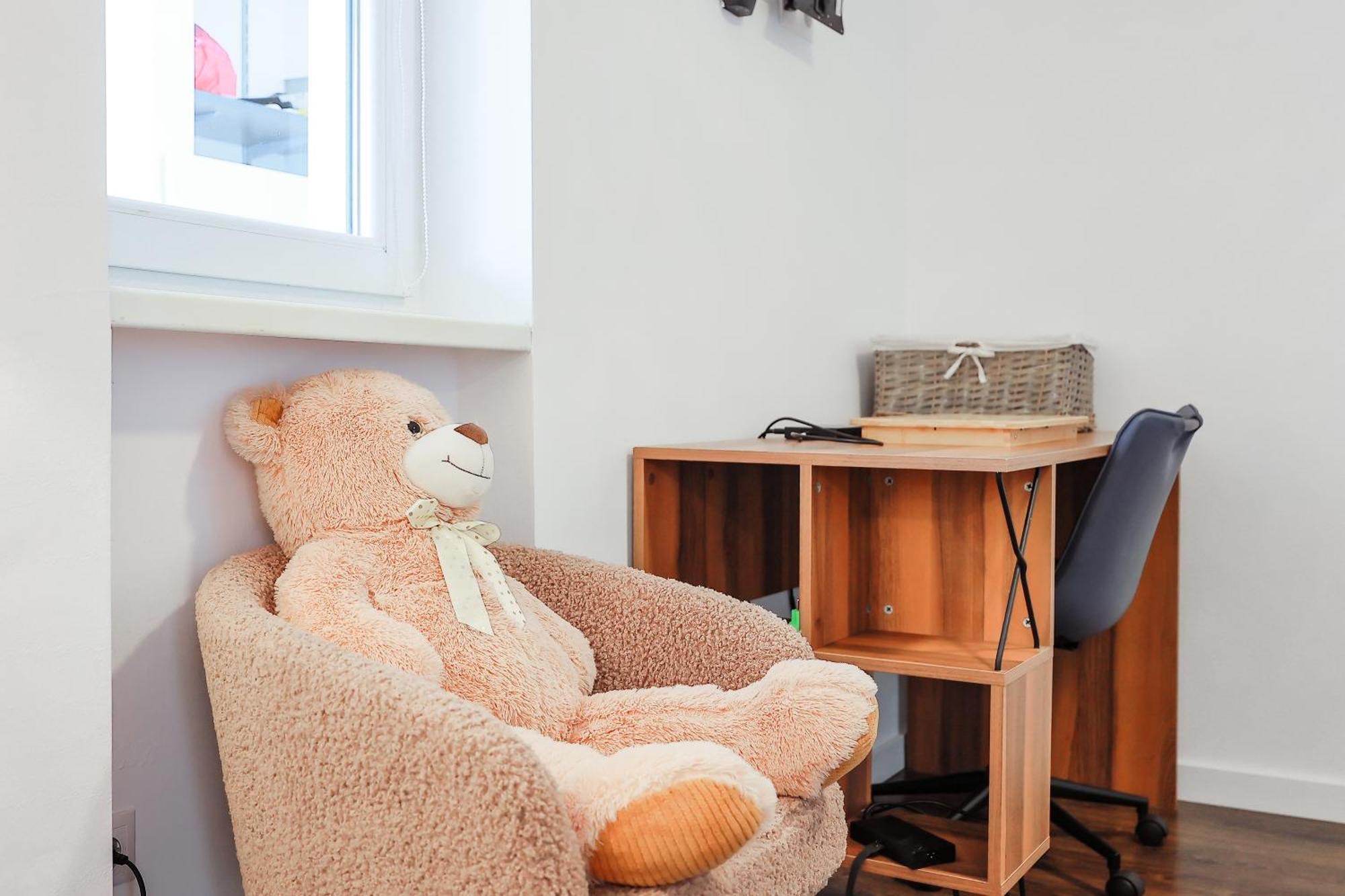 Oradea City Center Apartment Near Aquapark With Jacuzzi & Parking Екстериор снимка