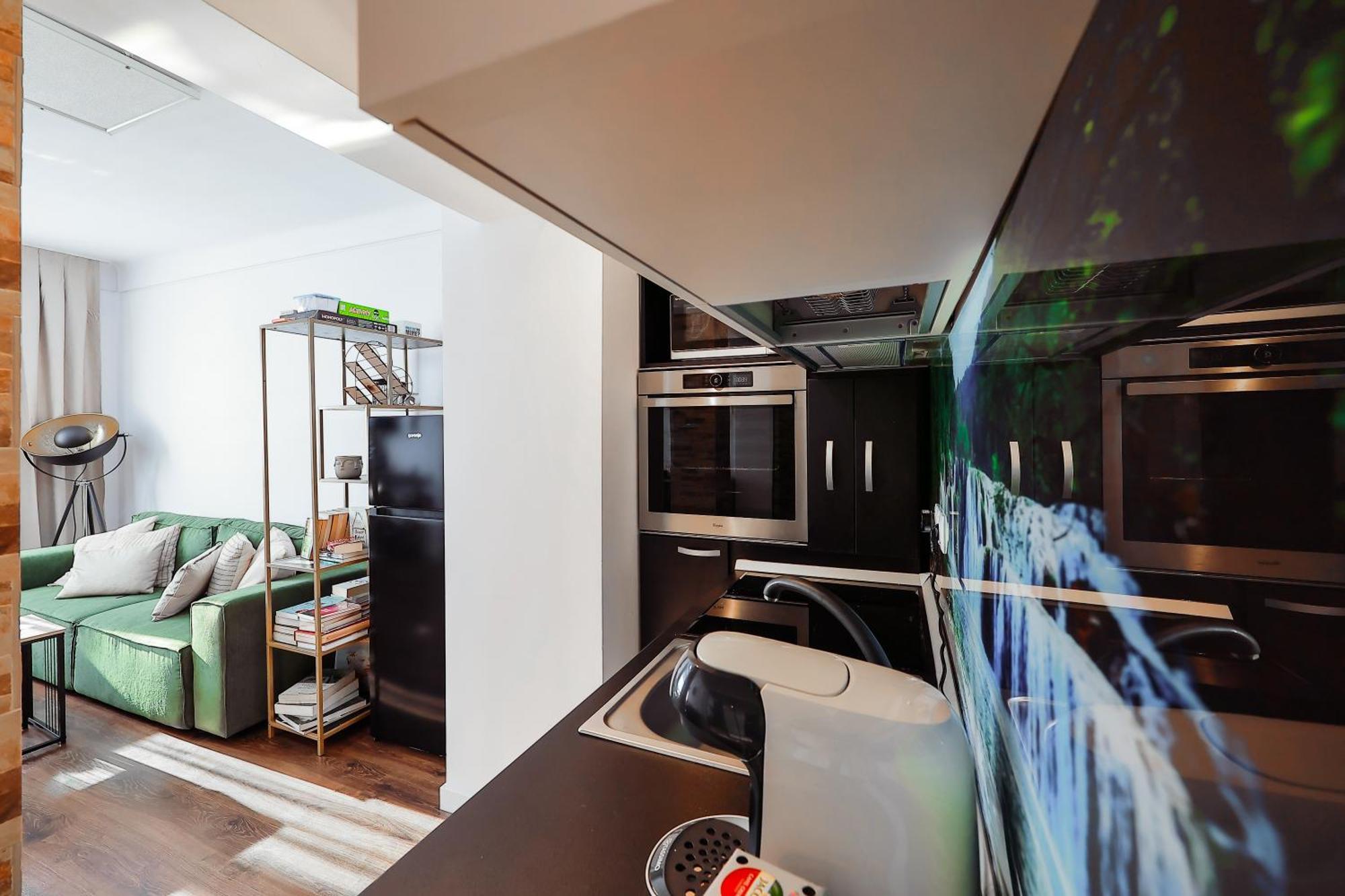 Oradea City Center Apartment Near Aquapark With Jacuzzi & Parking Екстериор снимка